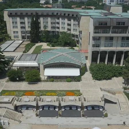 Imperial And Spa, Riviera Club Resort