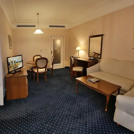Imperial And Spa, Riviera Club Resort