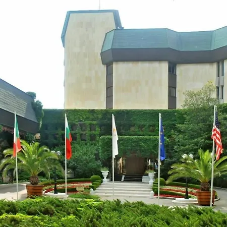 Resort Imperial And Spa, Riviera Club